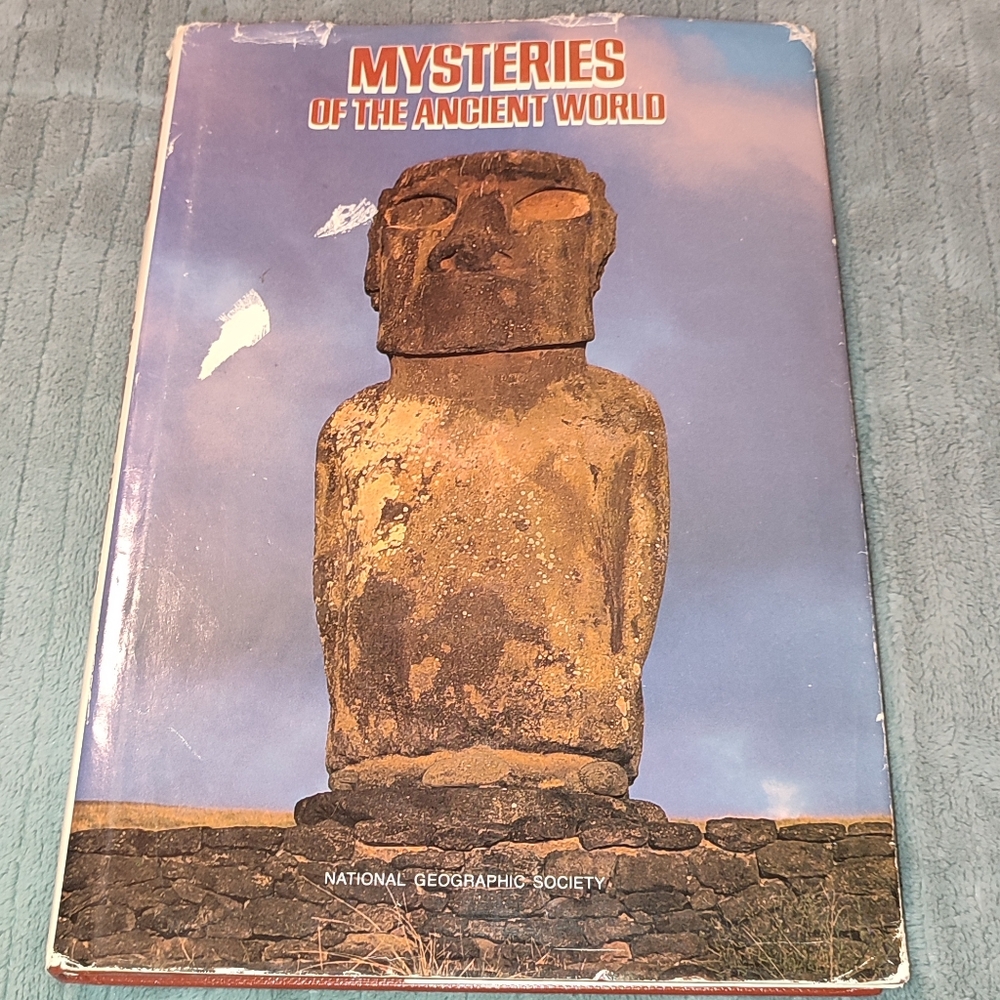 Book Mysteries of the Ancient World Illustrated Vintage National Geographic